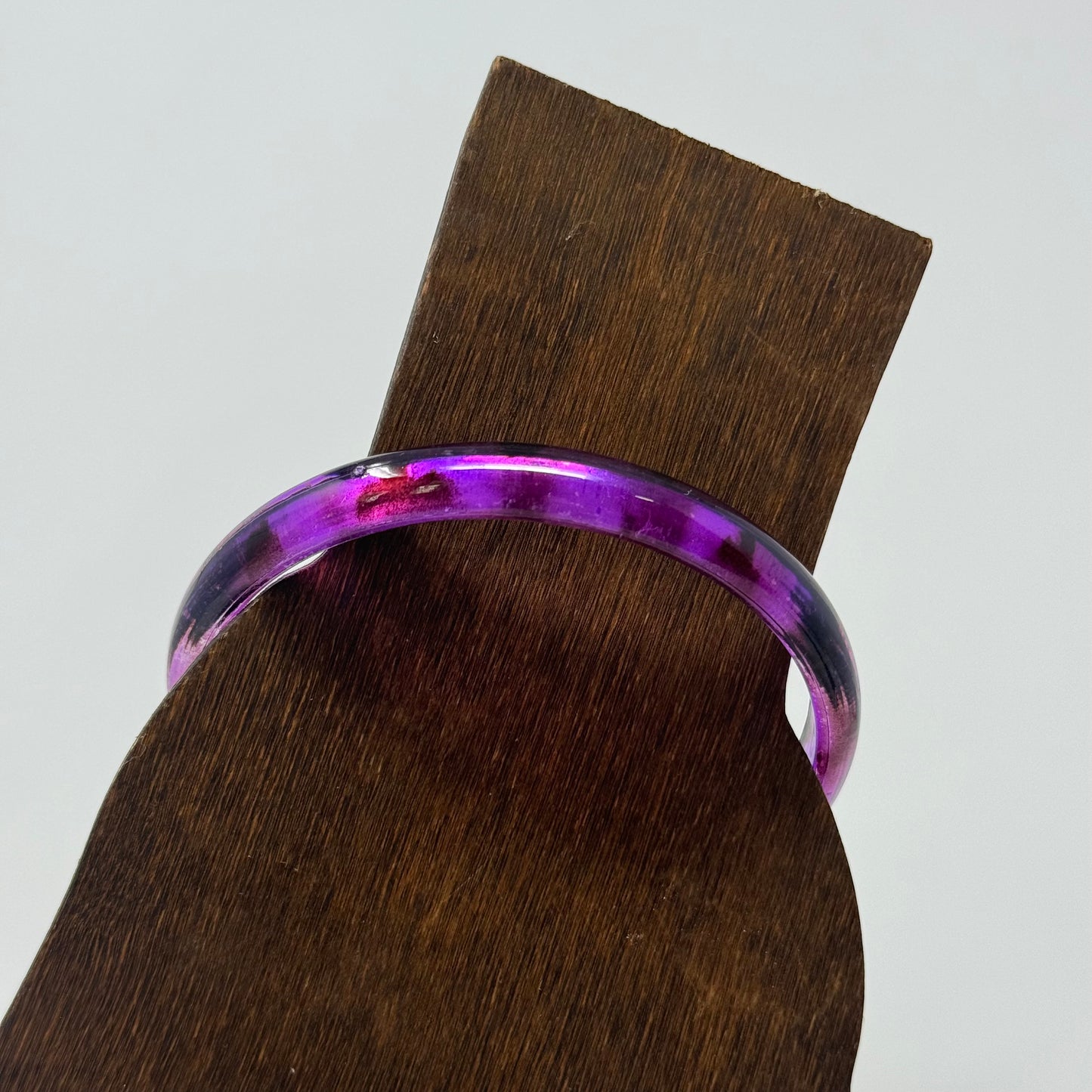 Purple Resin Bangle Bracelet - Trendy Minimalist Fashion Jewelry Accessory