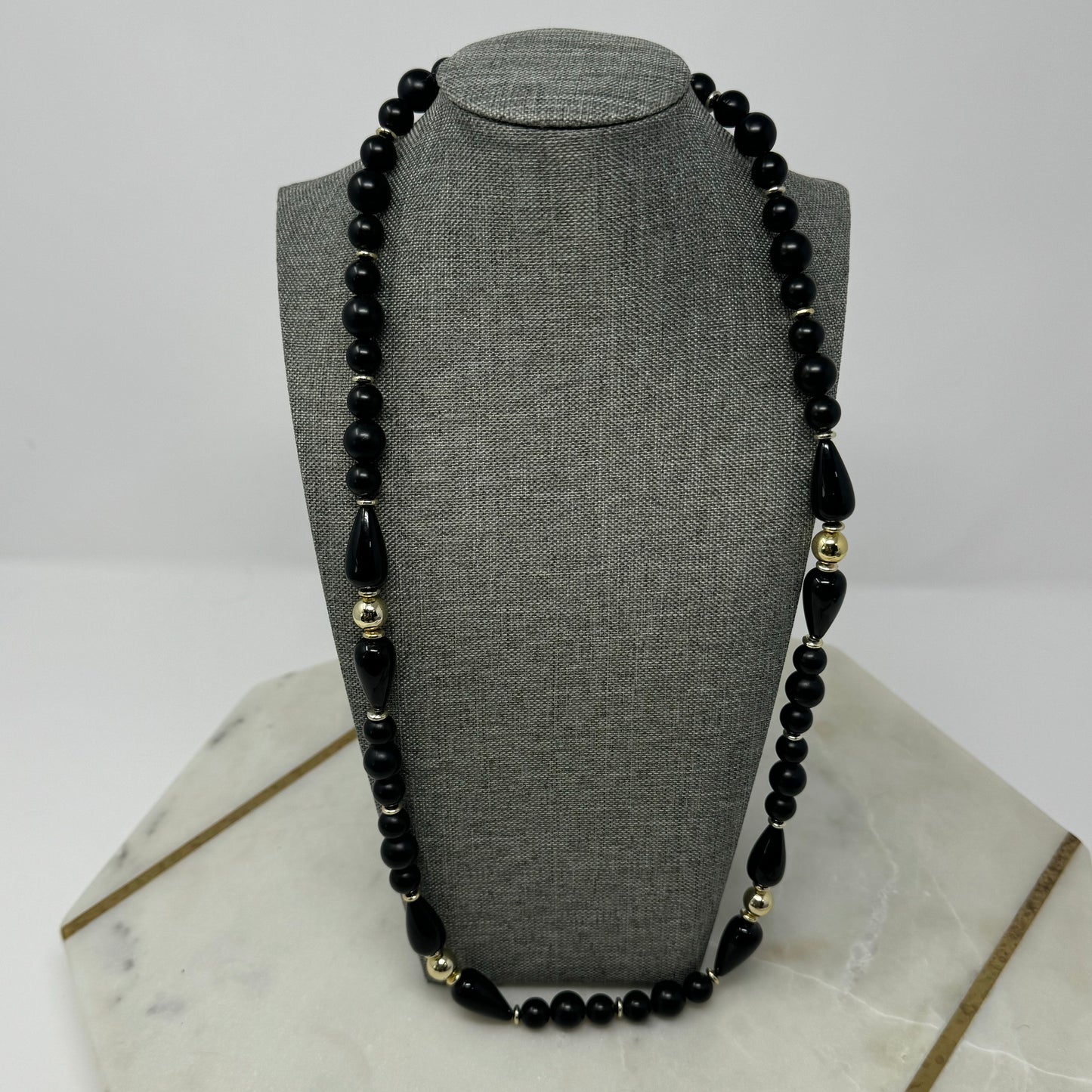 Necklace Retro Statement Black Beaded Strand 28 in Fashion Jewelry
