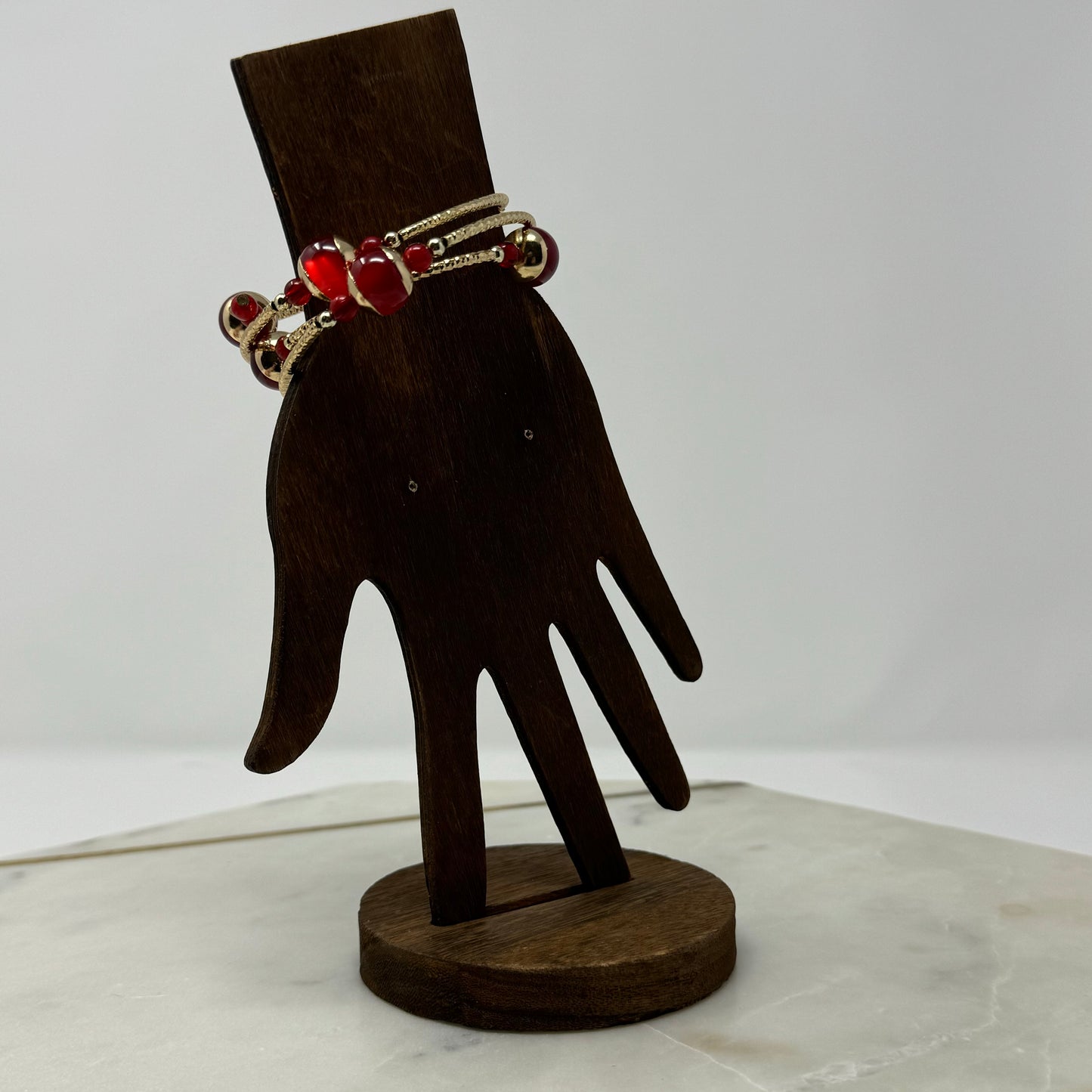 Expanding Gold wiring & Read Bead Bangle Bracelet