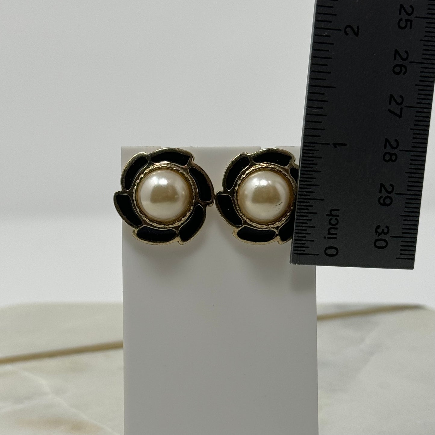 Vintage 1990’s Pearl Black Accent Earrings