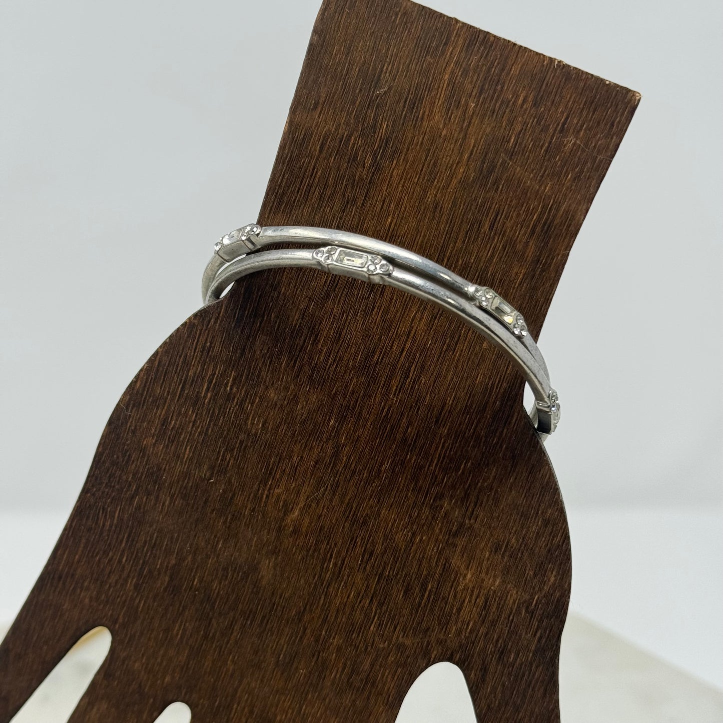 Bracelet Rhinestone Inlay Silver Tone Metal Bangle Bangle Set 7.75 in Fashion Jewelry