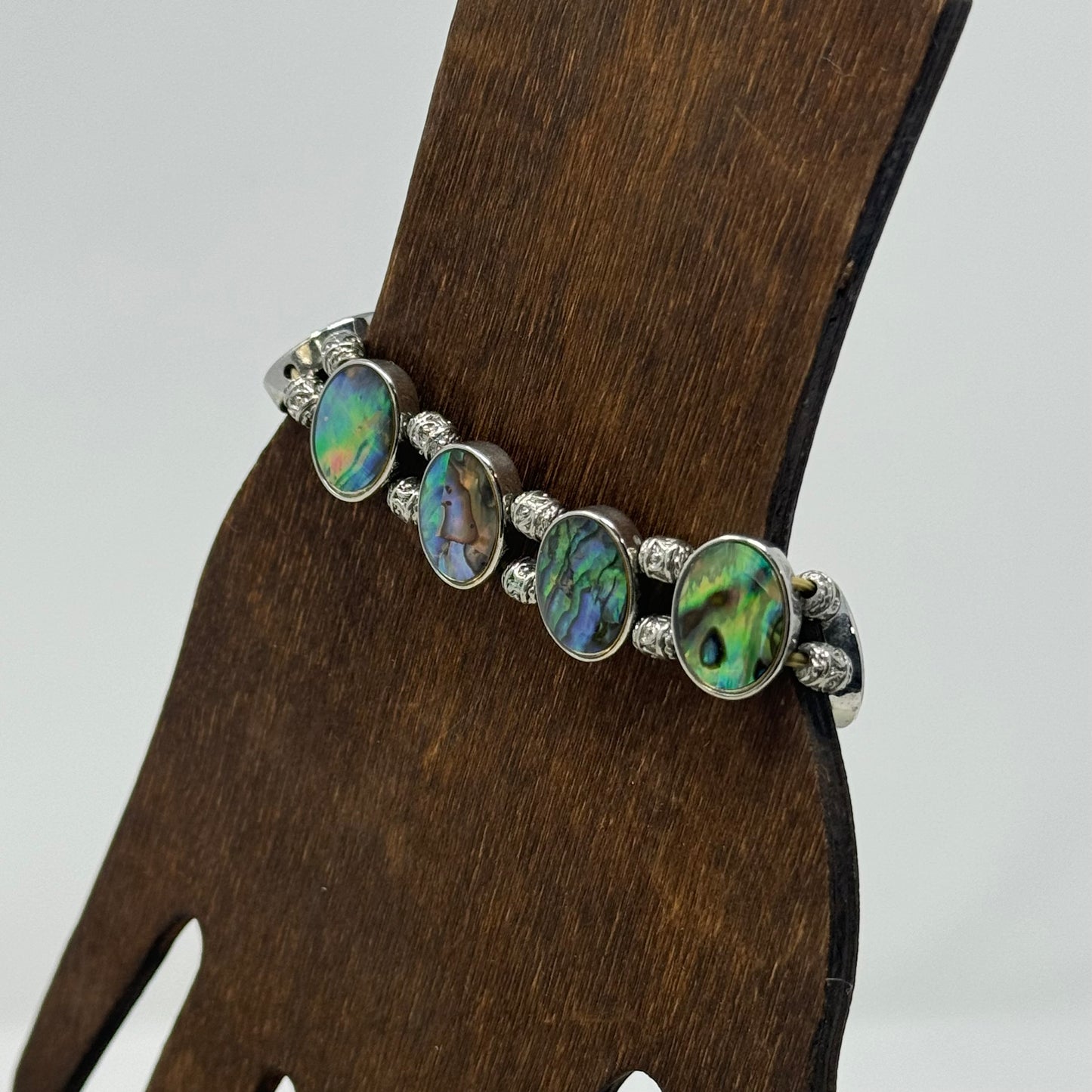 Bracelet Beachy Freshwater Pearl Beaded Metallic Mother Of Pearl Green 7 in