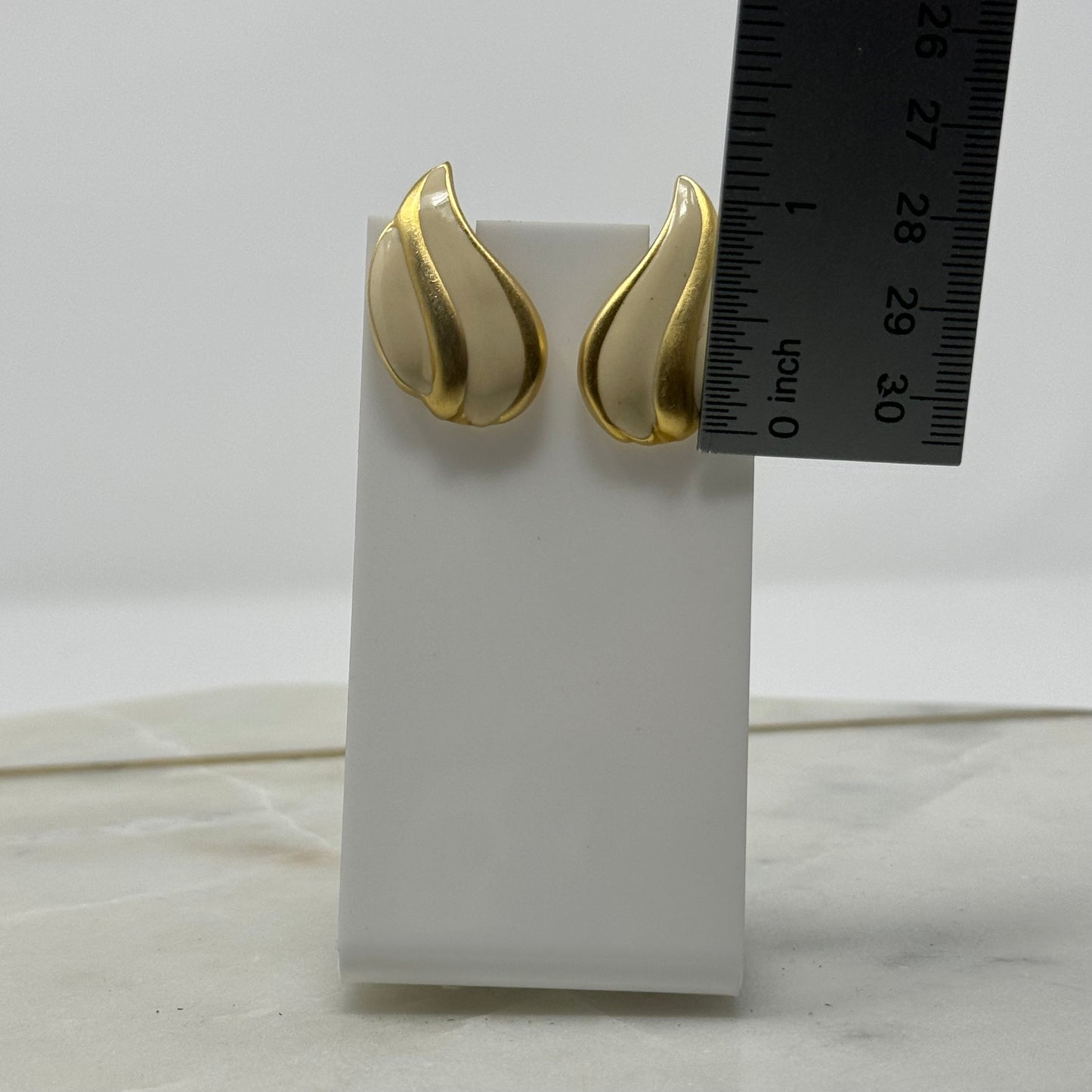 Vintage Gold & Cream Enamel Teardrop Earrings