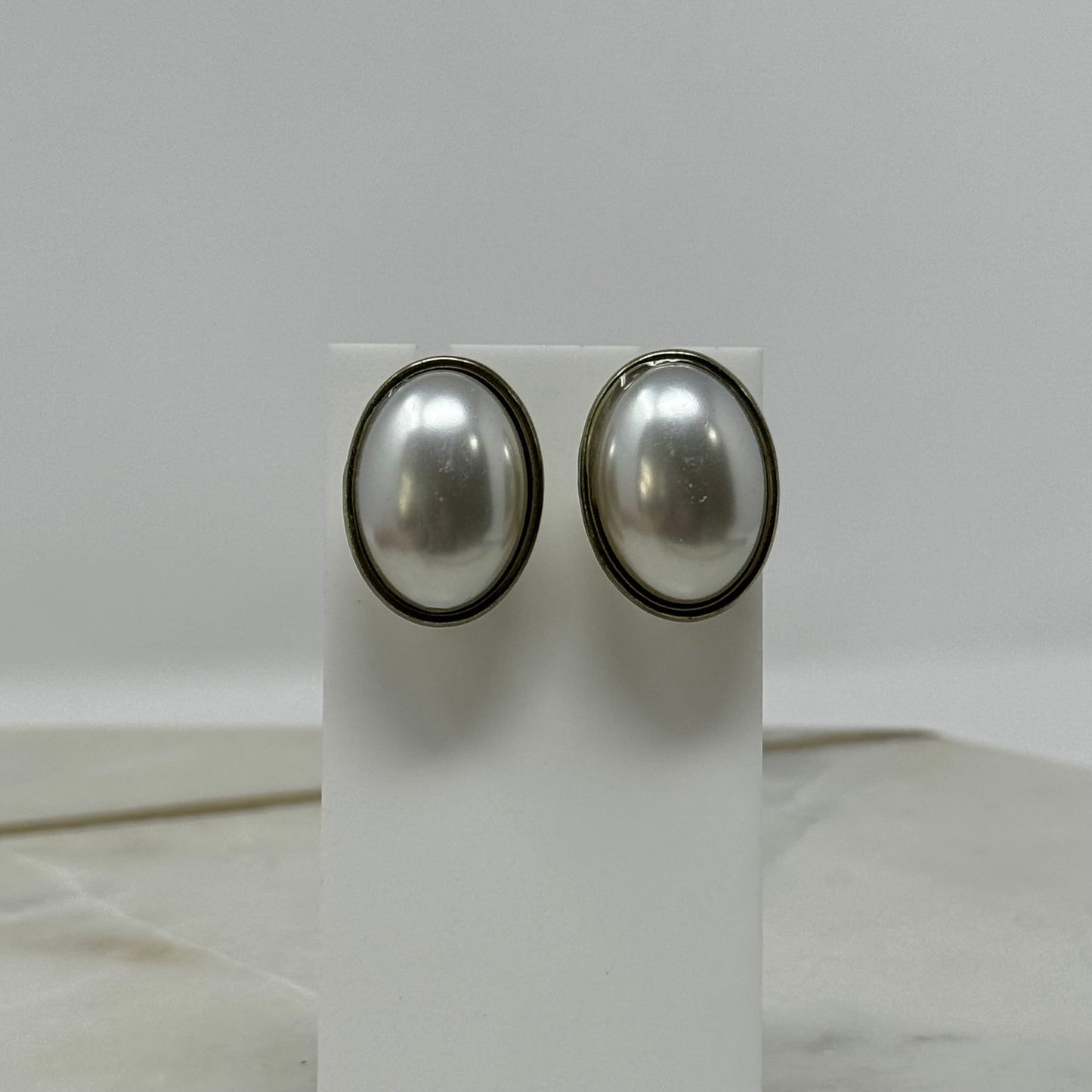 ABC Studios Earrings Classic Faux Pearl White Oval Button Stud .75 in Costume Jewelry