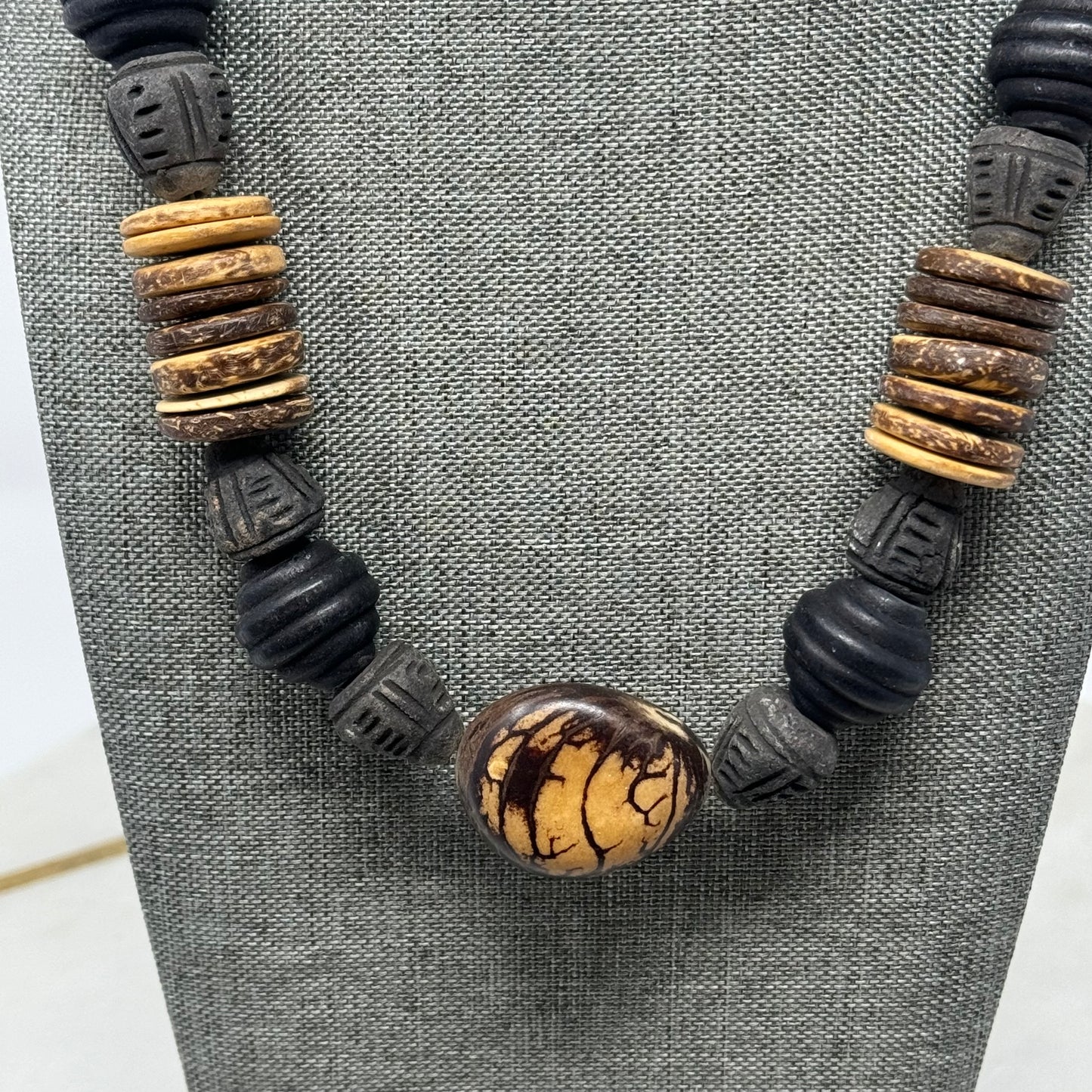 Necklace Boho Southwest Artesian Natural Black & Beige Beaded 18 in