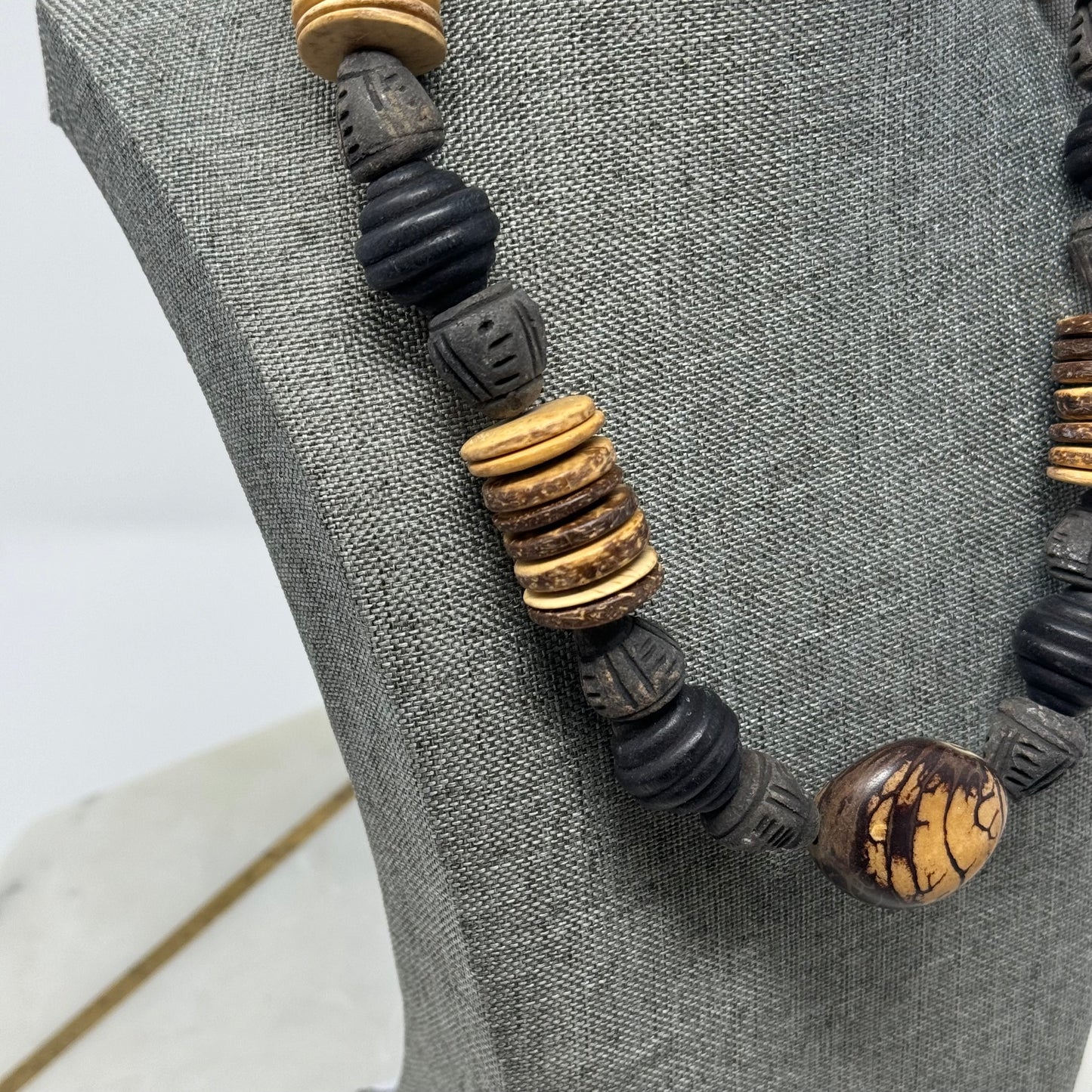 Necklace Boho Southwest Artesian Natural Black & Beige Beaded 18 in