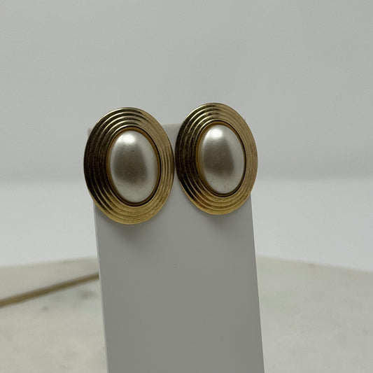 Vintage 1990’s Pearl Statement Earrings