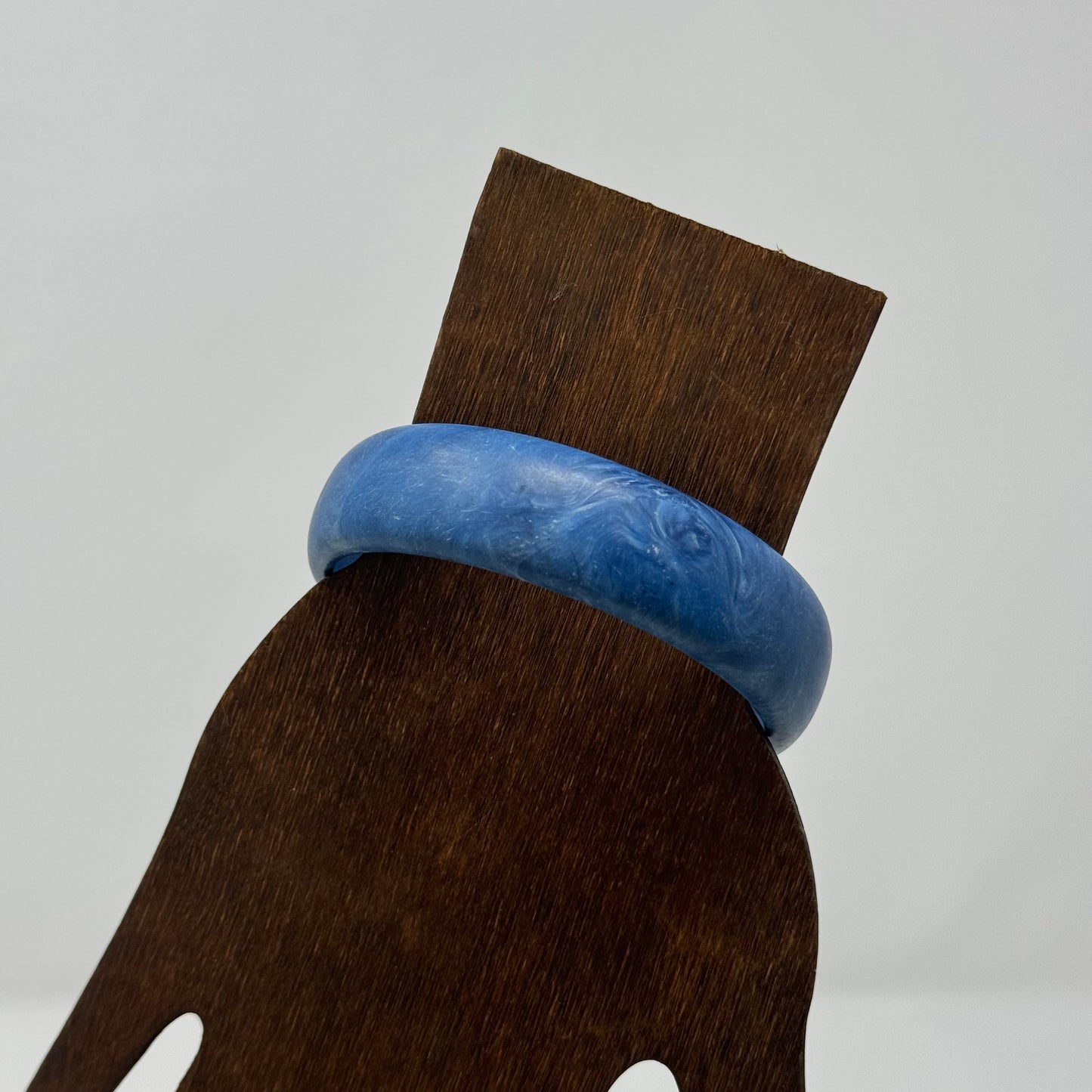 Retro Blue Marbled Bangle Bracelet - 1970s Style, Chunky Minimalist Statement Jewelry